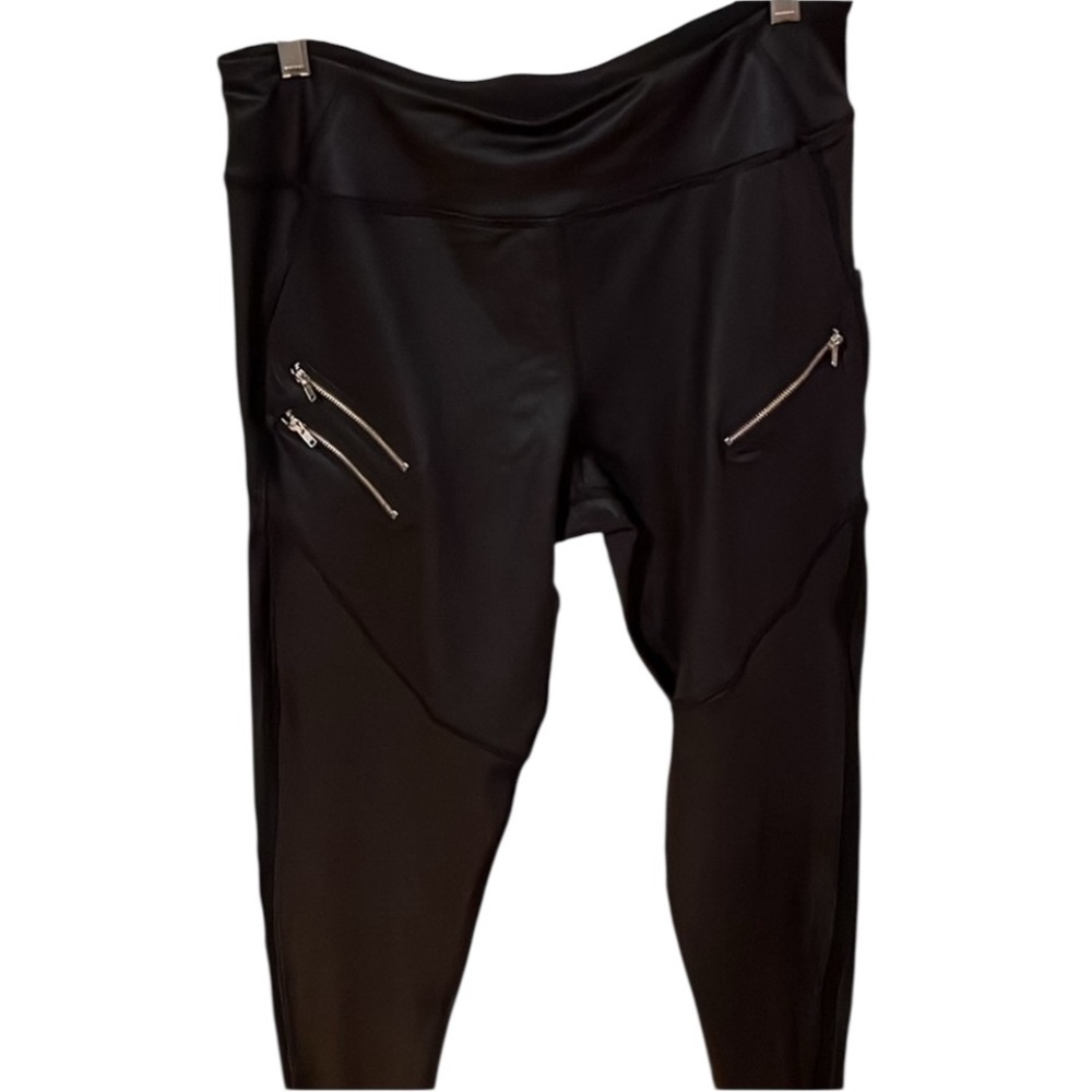 Gottex large black faux leather mesh insert outer leg legging mobile side pocket